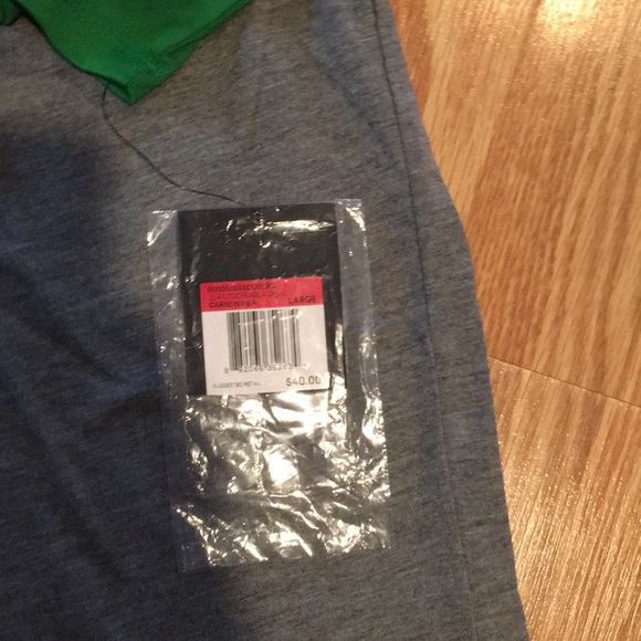 NWT Nike Oregon jersey. A must have! - Picture 2 of 4